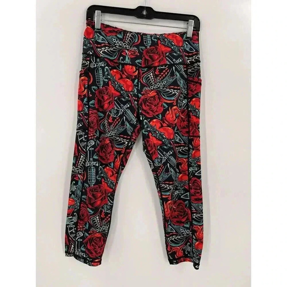 Constantly Varied Gear CVG RETIRED Tattoo Red Rose Capri Crossfit Leggings LARGE - Picture 4 of 9